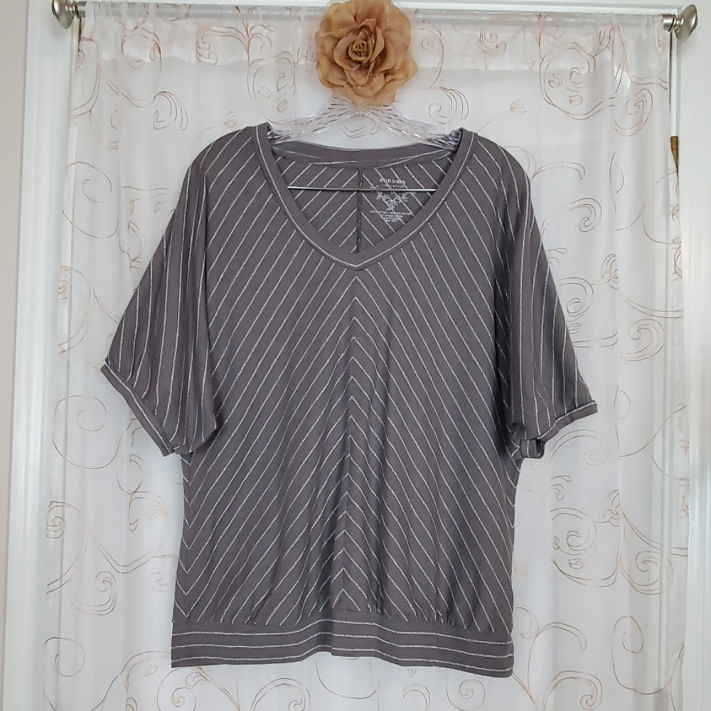 Sonoma Life And Style Gray Top